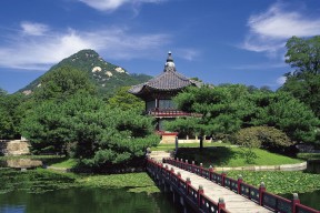 世界游泳接力队替补使用与换人规则第35版公布，4×200游泳接力世界纪录
